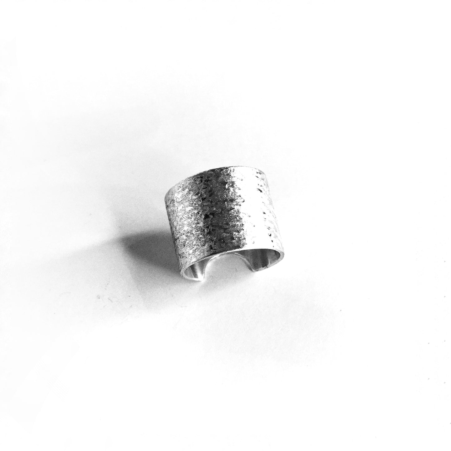 Minimalist ring Maeve matted